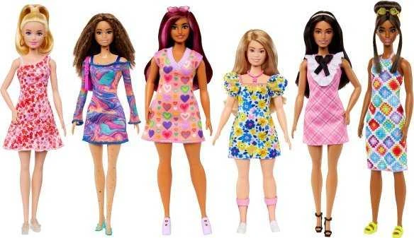 Barbie Mattel Barbė fashionistas lėlė širdelės suknele