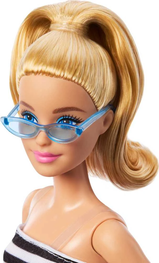 Mattel „Barbie“ madistė dryžuota palaidine (HRH11)