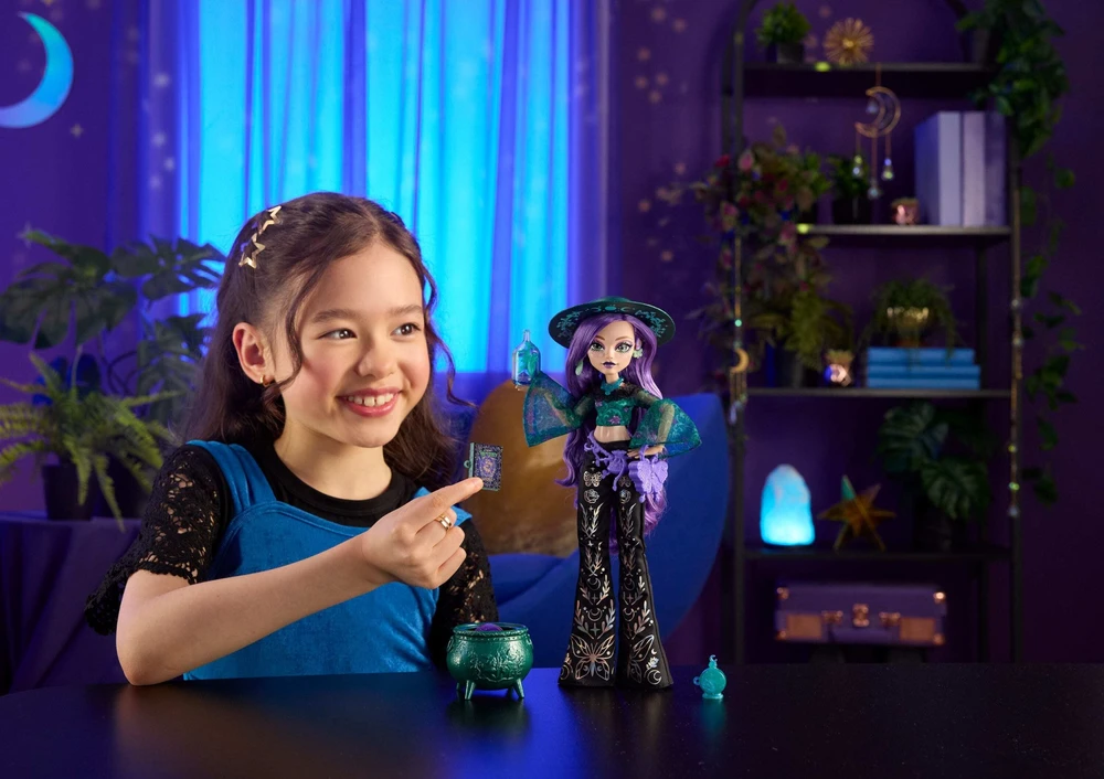 Mattel MONSTER HIGH MOONSPELL MAGIC lėlė Willow - gamtos kerėtoja (JMB92)