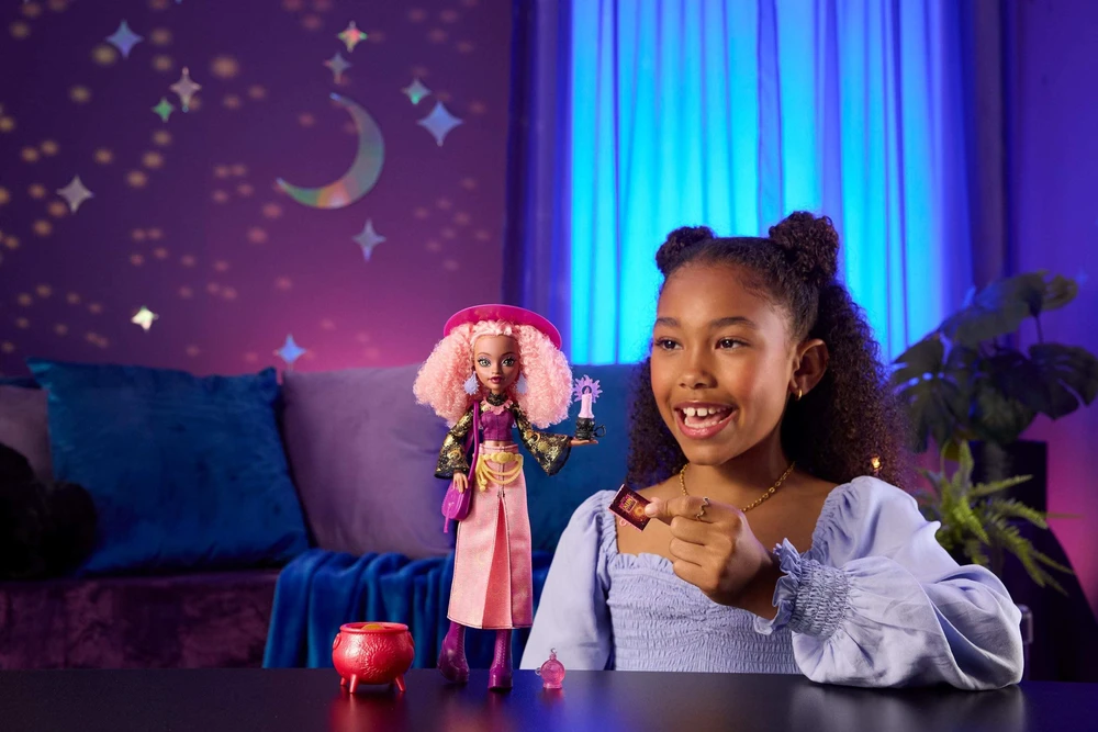 Mattel MONSTER HIGH MOONSPELL MAGIC lėlė Rae - saulės kerėtoja (JMB91)