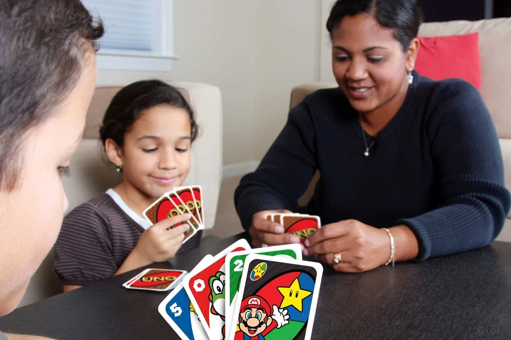 Mattel UNO Super Mario