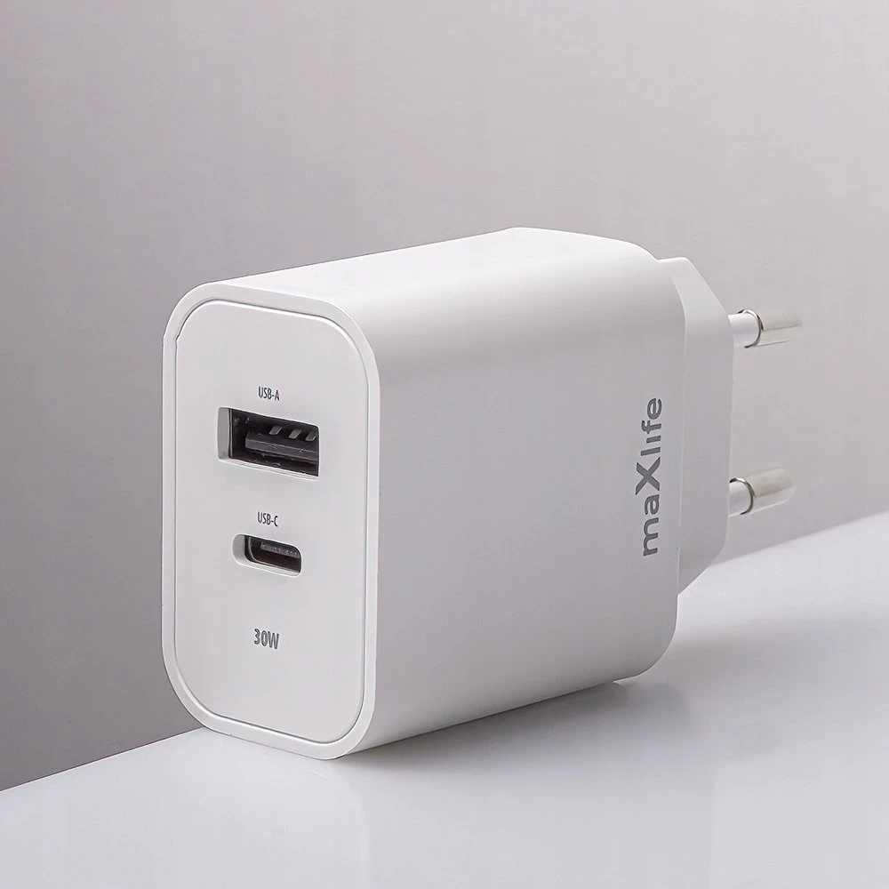 Maxlife MXTC-06-30AC PD QC įkroviklis 1x USB-C 1x USB 30W baltas + USB-C – USB-C laidas 60W