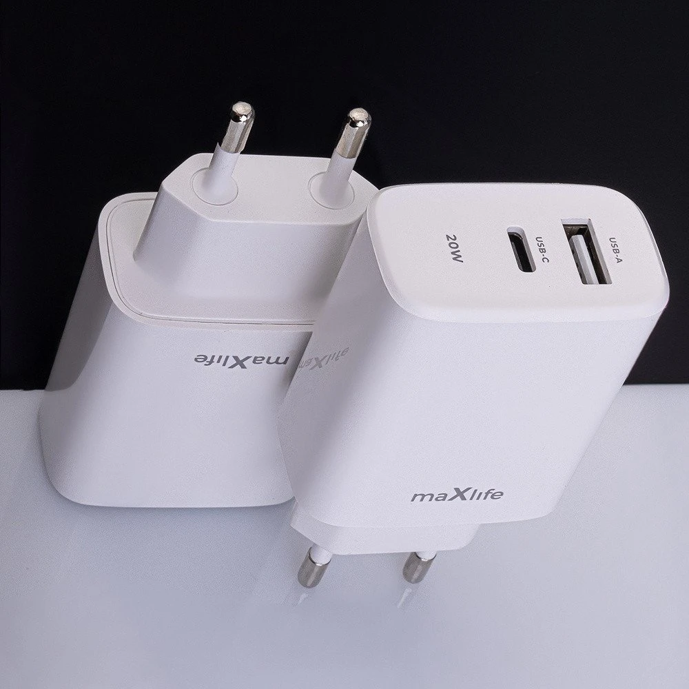 Maxlife MXTC-10-20AC PD QC įkroviklis 1x USB-C 1x USB 20W baltas