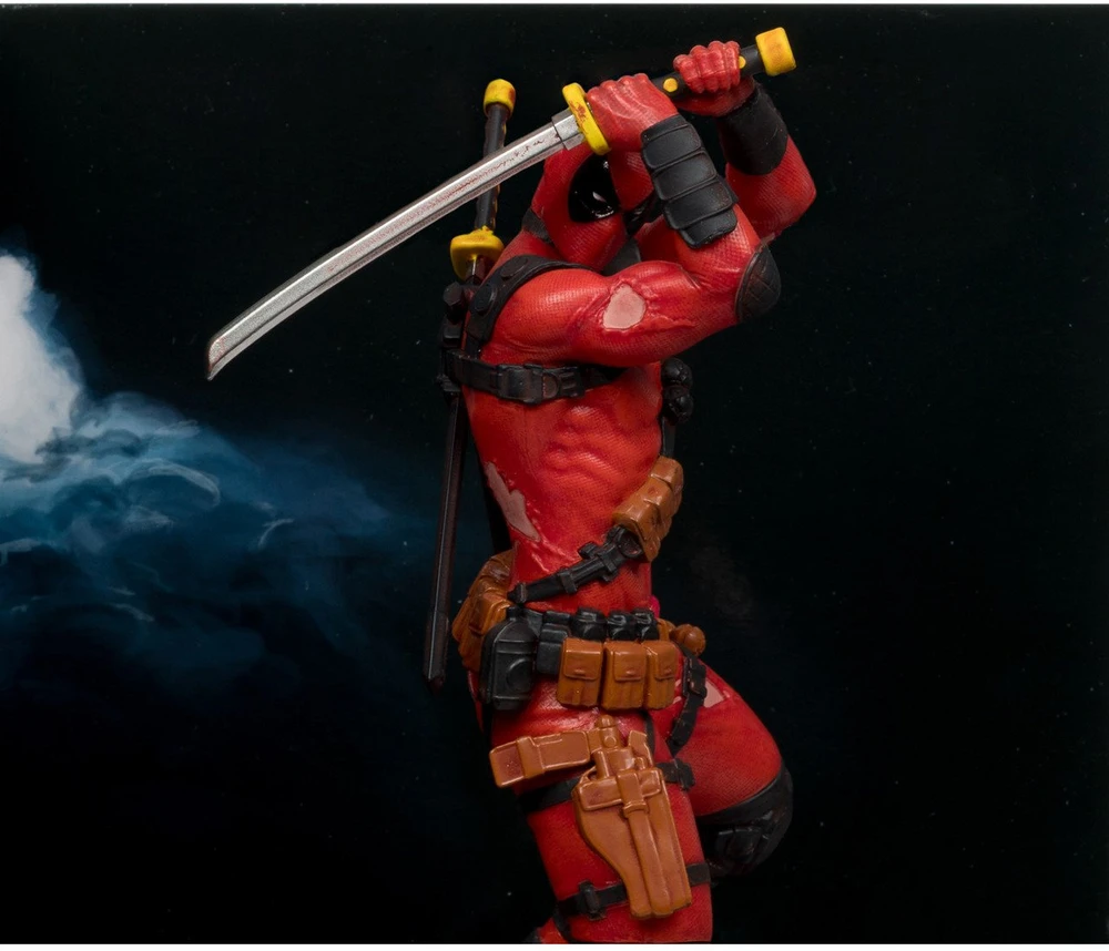 Carruzzo McFarlane Toys 14822 collectible figure