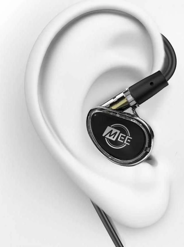 MEE audio MX4 Pro įstatytos į ausį