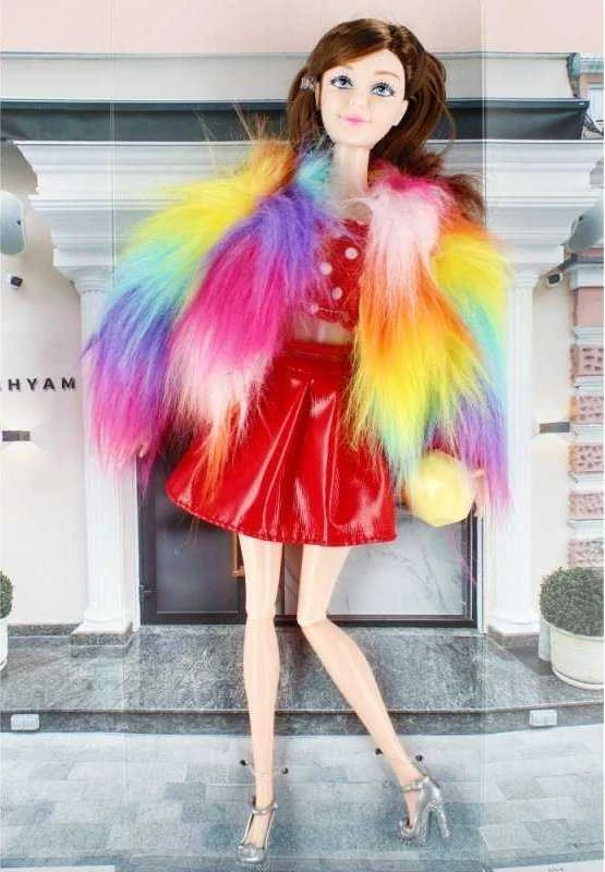 Lėlė 29cm su priedais mix MEGA CREATIVE 526070