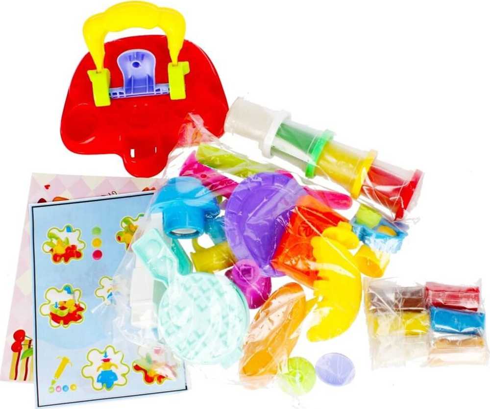 Mega Creative MASS PLASTIKINIS STALAS AKC 41X35X6 MC PUD 18