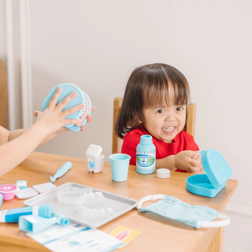 Dėlionė MELISSA & DOUG žaidimų rinkinys „Super Smile“ odontologo žaidimų rinkinys