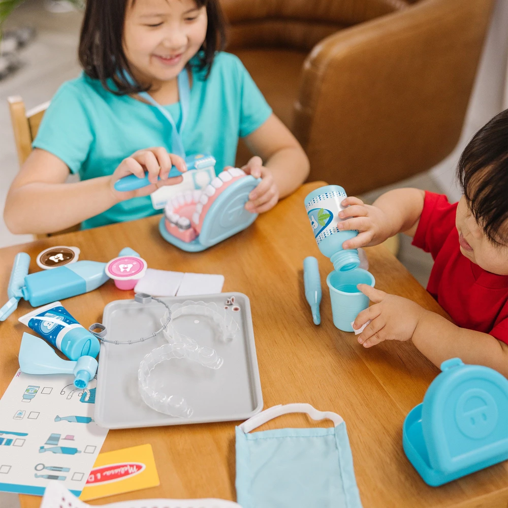 Dėlionė MELISSA & DOUG žaidimų rinkinys „Super Smile“ odontologo žaidimų rinkinys
