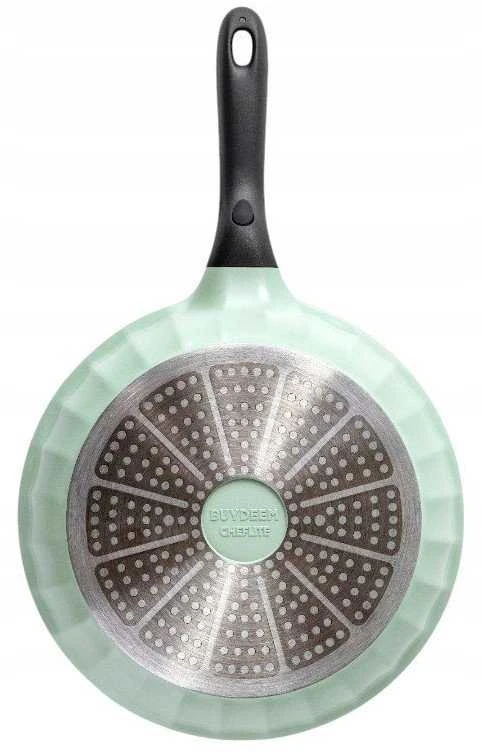 Mellow Yellow Keep in mind that the input may be mixed: part of the text may already be in Lithuanian while part remains in Polish. Your job is to return fully Lithuanian text by translating every remaining Polish word. Never return the input unchanged just because it looks similar to Lithuanian. Rules: 1. Translate into natural, correct Lithuanian – not word for word. 2. Preserve all HTML structure exactly: <p>, <ul>, <li>, <br>, <strong>, <table>, etc. Only the text between tags is translated. Do not remove or add tags. 3. Do NOT translate the following: - manufacturer / brand names (MISSONI, TROIKA, Jamara, Madej, Marioinex), - modelis and product codes (G3011T-LBAO, 1810080505, 09027, DIN 6537), - EAN/SKU numbers, units of measurement (cm, mm, kg, W, V) and numbers. 4. Translate EVERYTHING ELSE – including common nouns that appear next to the brand name. "Madej Pistolet bańki na baterie" -> "Madej Muilo burbulų pistoletas su baterijomis". "Klocki waffle mini 70szt wzór 2" -> "Konst