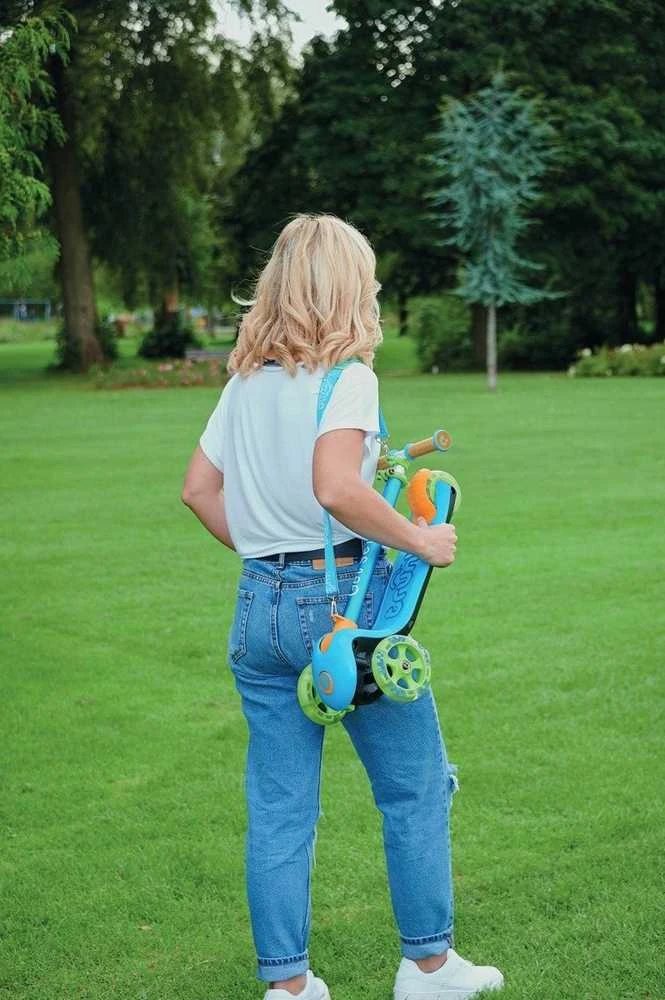 TRUNKI TRU-SCS-EU-ZZ-01 Trunki sulankstomas paspirtukas - mėlynas, mažas