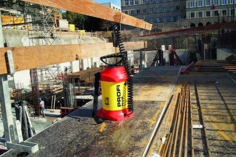 Slėginis purkštuvas PROFI PLUS 5 L, Mesto