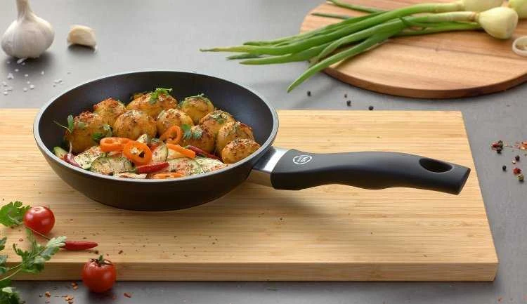 Keptuvė MG Home Rinkinys PATELNI THERMO SENSOR 24/28 CM