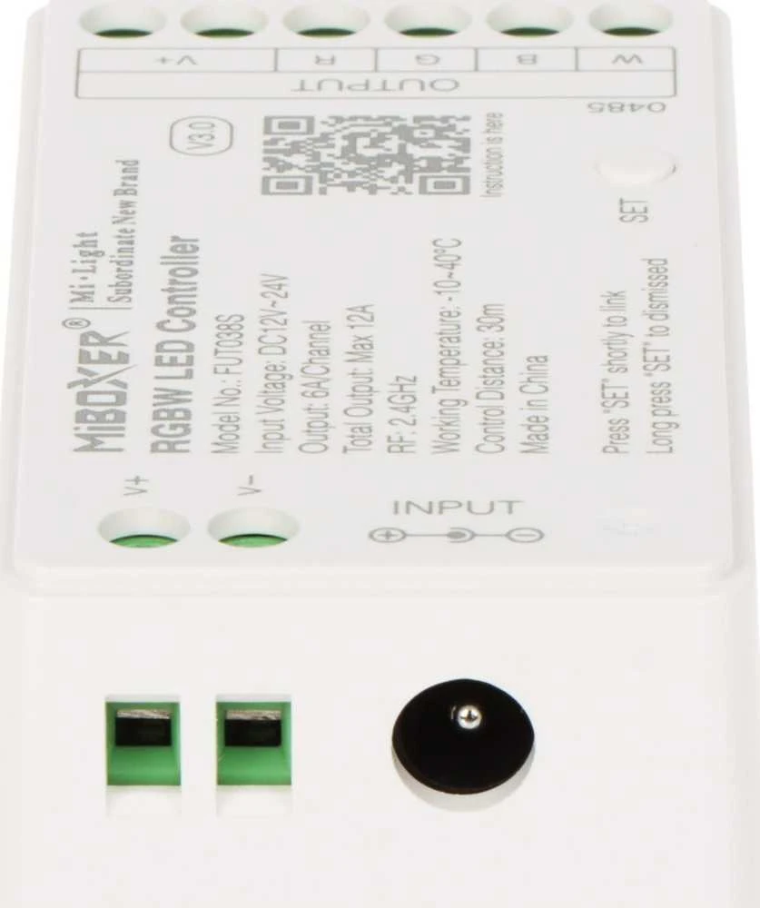 STEROWNIK OŚWIETLENIA LED FUT038S 2.4 GHz, RGBW 12 ... 24 V DC MiBOXER / Mi-Light