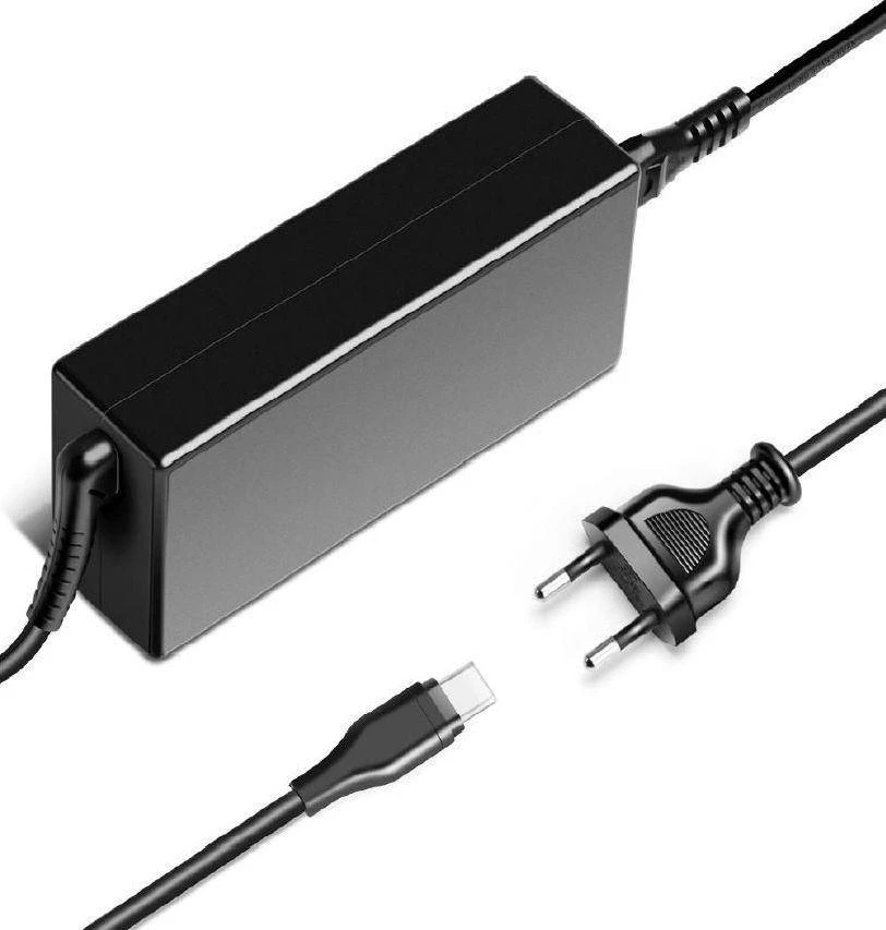 Juodas USB-C nešiojamojo kompiuterio kroviklis