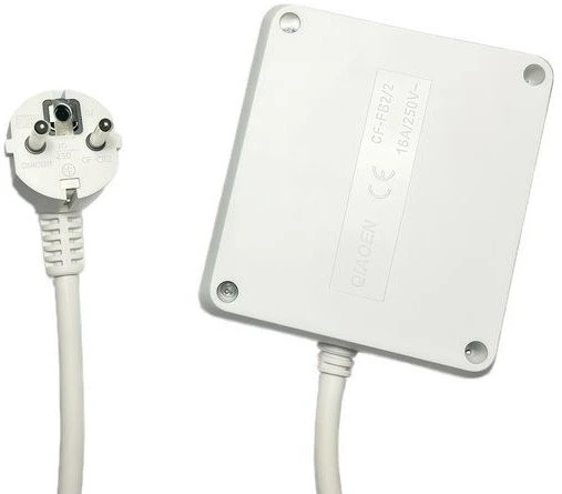 Listwa zasilająca MicroConnect MC-PSSQUARE040150FRW Rozgałęziacz 4 gniazda 1,5m Baltas