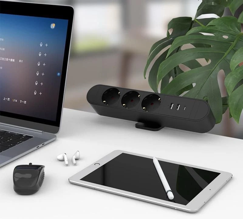 Maitinimo juosta MicroConnect Multi Desktop Power Socket 3, 3 lizdai, skirta biurui