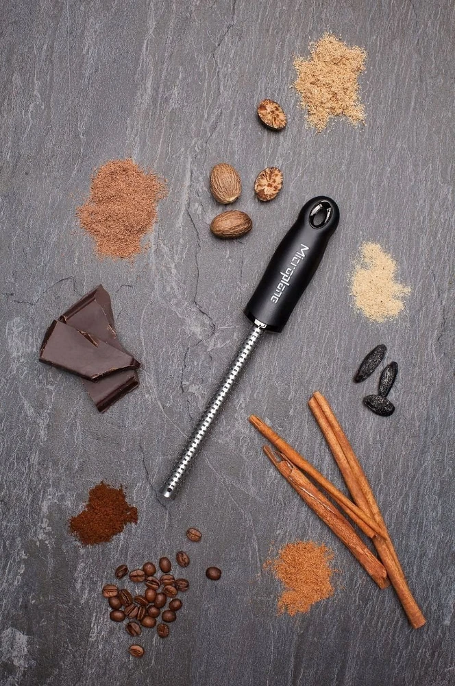 Tarka Microplane Premium Spice, Juoda, MIC46016E
