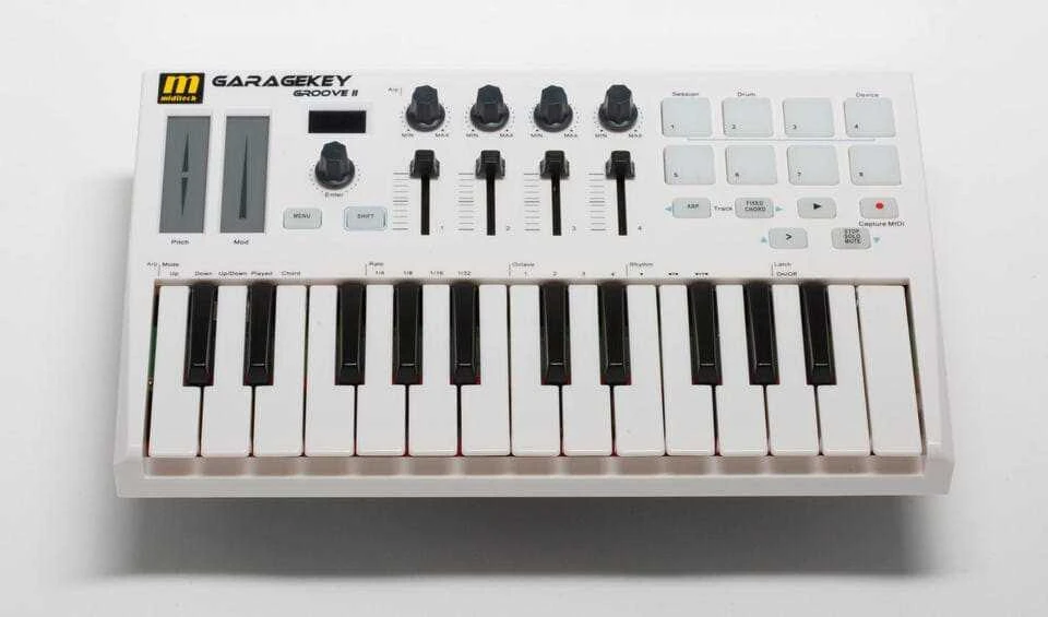MIDITECH Garagekey Groove II - MIDI klaviatūra