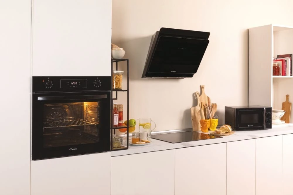 Pastatoma mikrobangų krosnelė Candy Idea CMW20SMB, juodos spalvos