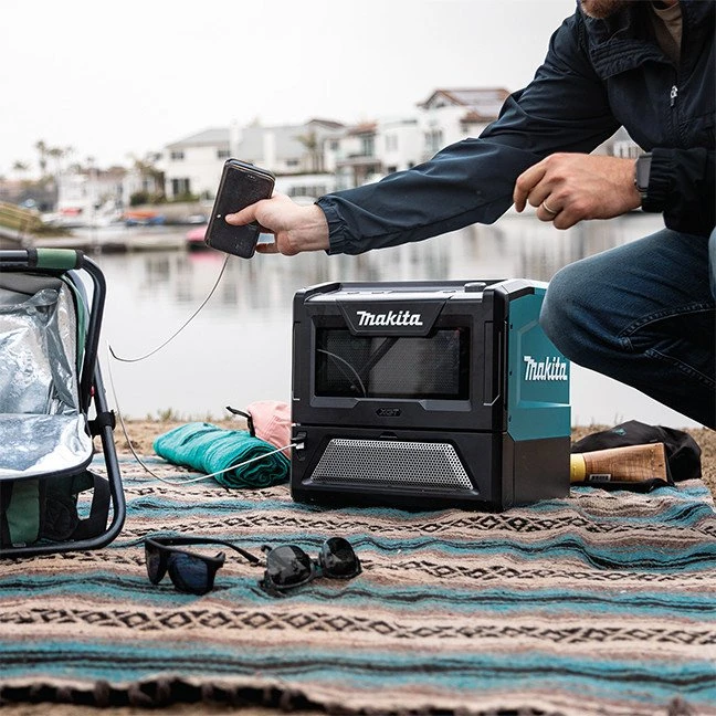 Makita Makita MW001GZ belaidė mikrobangų krosnelė 40V