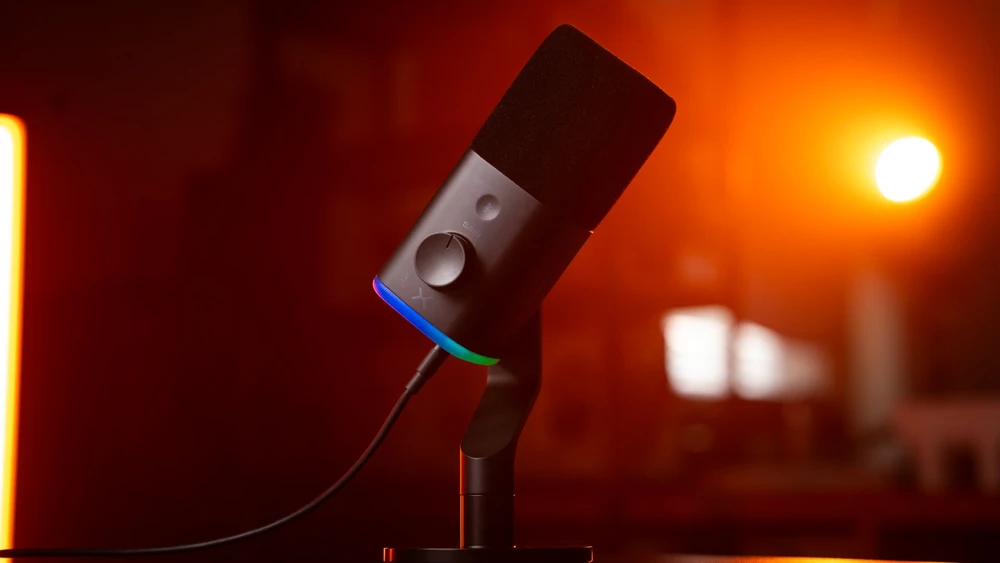 Krux Qube XLR/USB juoda