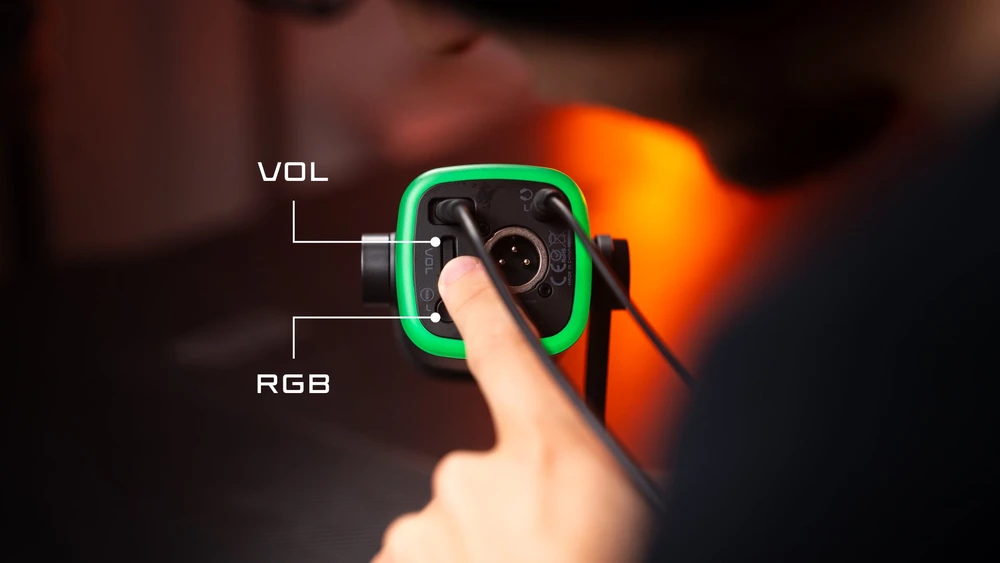 Krux Qube XLR/USB juoda