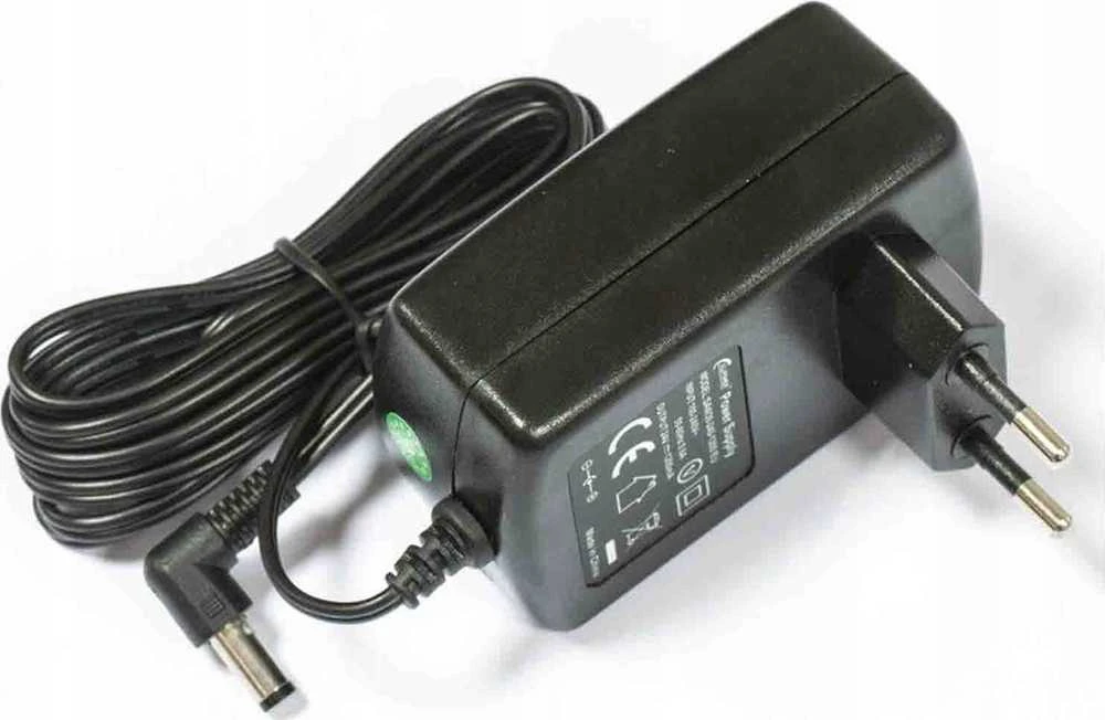 MikroTik 24V maitinimo adapteris su kampiniu kištuku