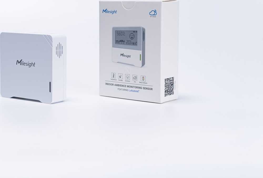 „Milesight AM103L LoRaWAN 3-in-1“ oro kokybės jutiklis matuoja: temperatūrą, drėgmę, CO2, kompaktišką dydį, bateriją.