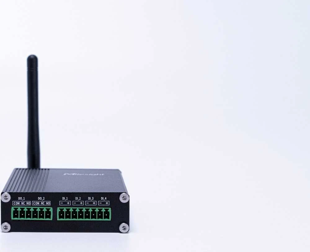 MILESIGHT Milesight UC300-L05EU IoT šliuzas LTE technologijoje, skirtas nuskaityti kitas pramonines sąsajas RS232 RS485 4*DI 2*DO 4*AI 2*PT100 MODBUS RTU TCP UDP AWS MQTT