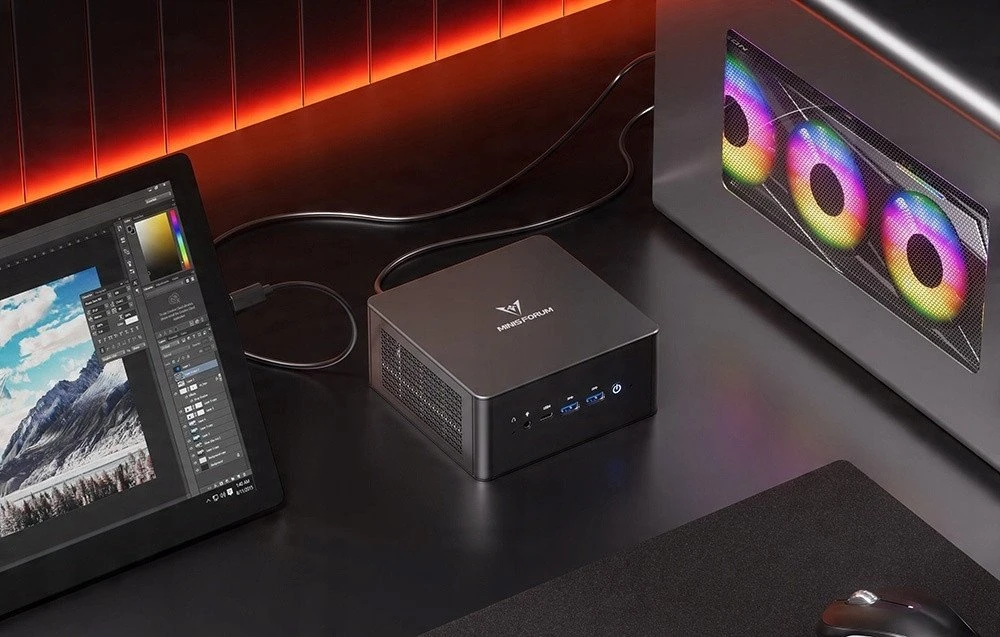 MINI-PC Minis Forum UM890 Pro Ryzen 9 8945HS barebone