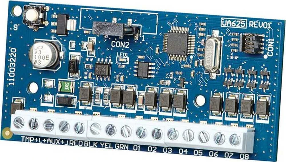 DSC HSM2208 išvesties modulis su gnybtų jungtimis