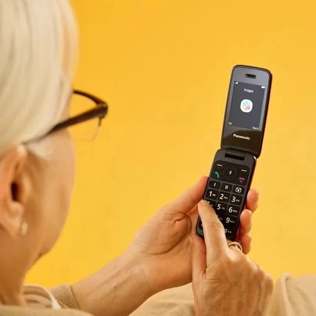 Panasonic Mobilusis telefonas kx-tu410exb 4g juoda