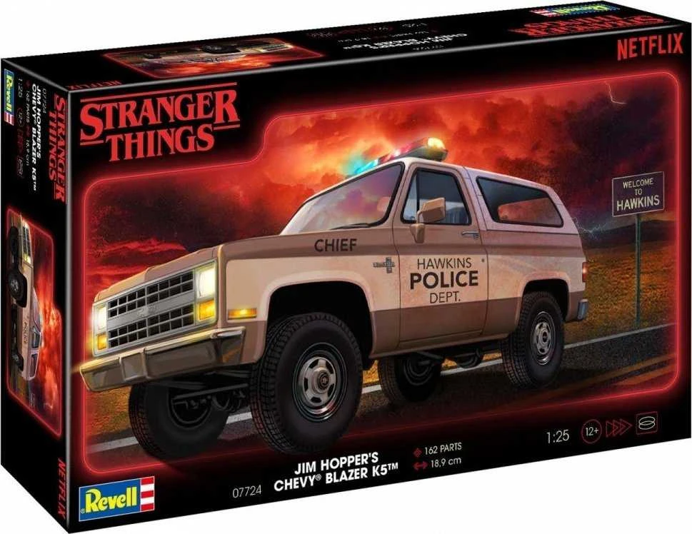 Revell Stranger Things Hopperio 1985 m. Chevy K5 Blazer 1/25 surinkimo rinkinys