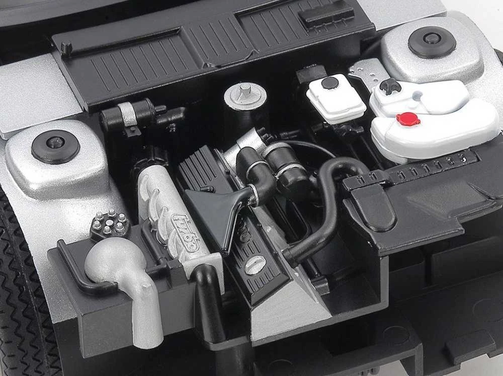 Tamiya Audi Quattro 1/24 plastikinis surenkamas automobilio modelis