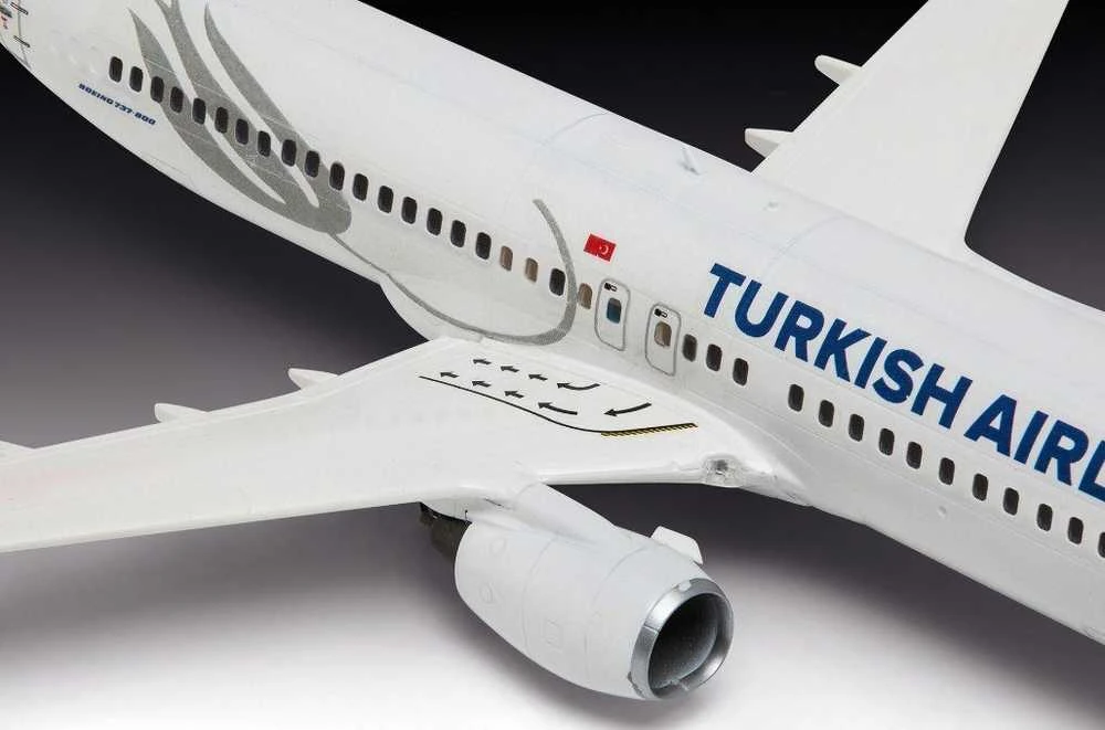 Revell Boeing 737-800 Turkish Airlines 1:144 plastikinis surinkimo rinkinys