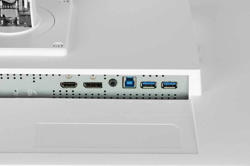 „IIYAMA XUB2792QSU-W6“ 27 colių ETE IPS monitorius, 2560x1440, 100 Hz, 250 cd/m2, 0,4 ms, garsiakalbiai, HDMI, DP, USB 4x3.2, „Baltas FreeSync“, 15 cm aukščio reguliavimas.