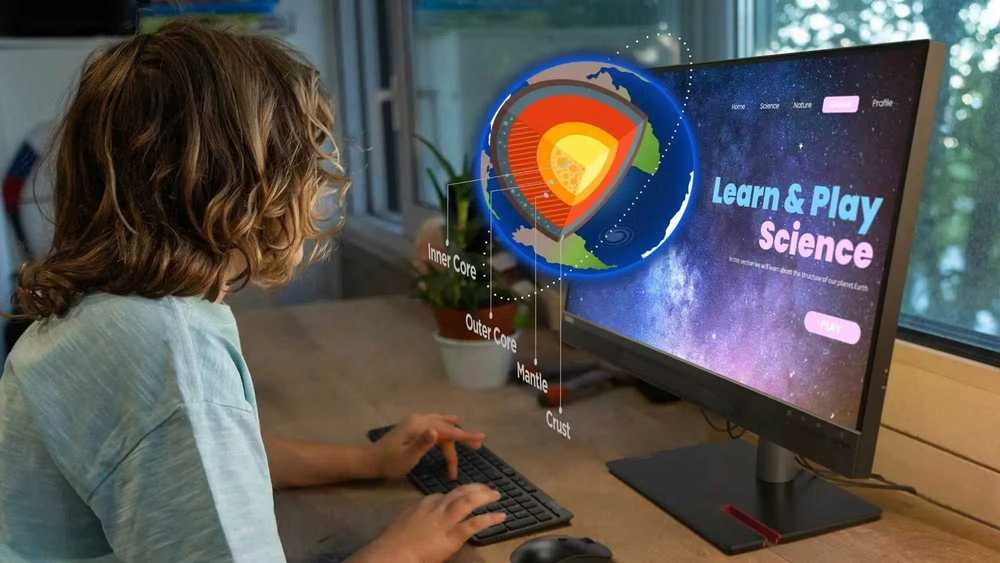Monitorius LENOVO 27 colių UHD (3840X2160) / 3D / IPS ekranas / apsauga nuo akinimo 16:9 / HDMI / USB-C (100 W) / DP / RJ45 / 3 metų garantija