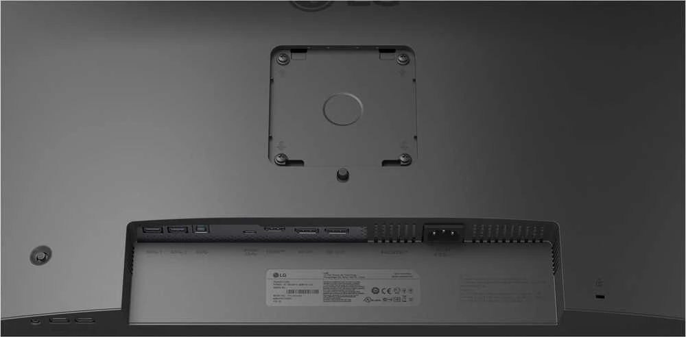 Monitorius 68.6cm/27" (1920x1080) LG 27BA650-B 16:9 FHD IPS 5ms 100Hz HDMI DP USB-C Speaker Pivot Juodas