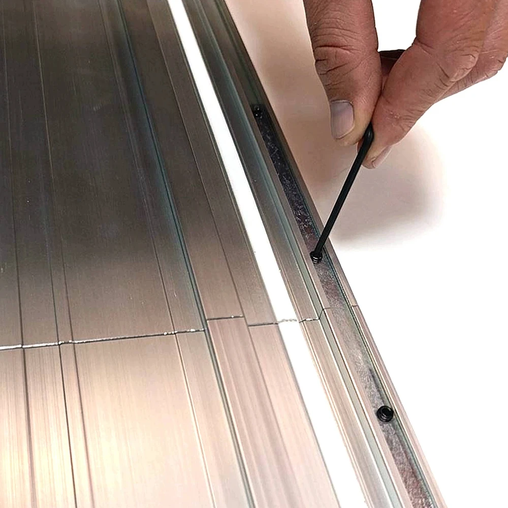 Monroe plytelių pjūklas su kreiptuvais GLOB TOOLS GT-125A su deimantine disku 125mm (GLOBTOOLS-KE125A)