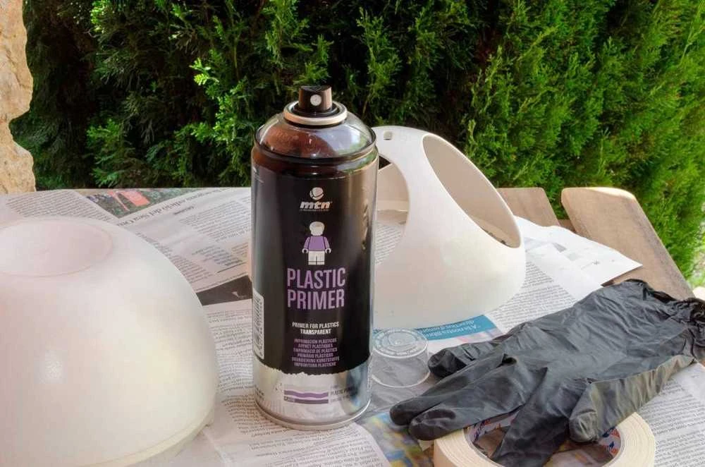 Montana Plastikinis gruntas purškiamas 400 ml