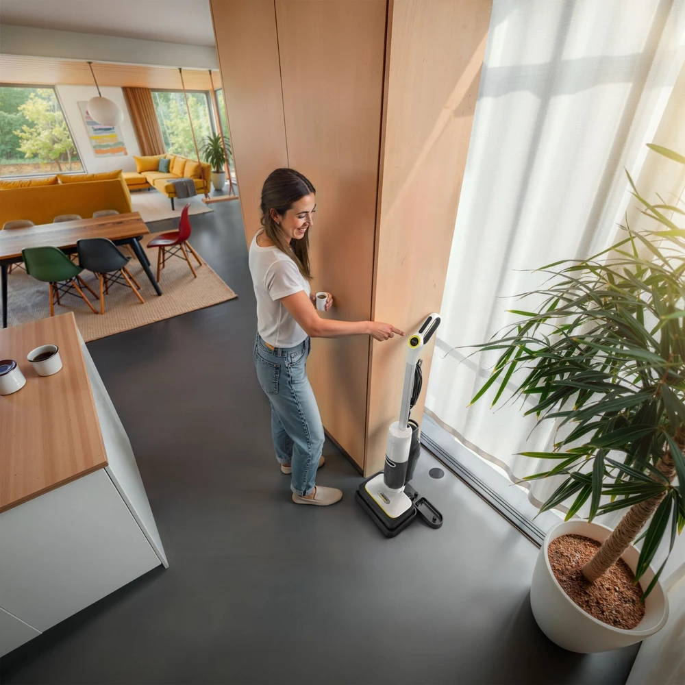 Dulkių siurblys vertikalus Karcher Kärcher SCV 4 deluxe select (1.056-533.0)