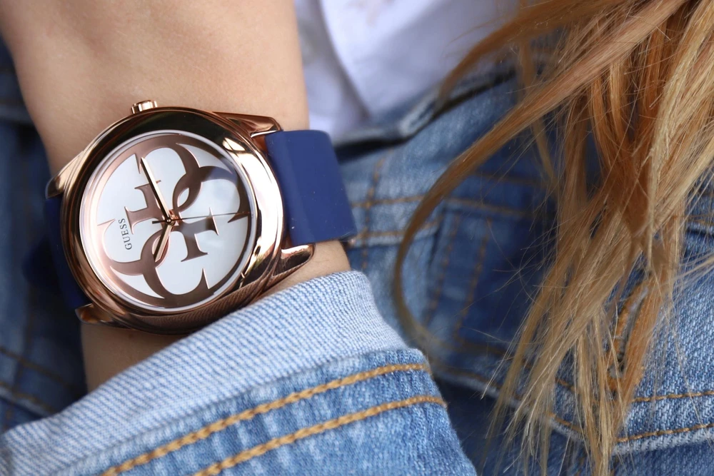 Laikrodis Watches GUESS LADIES W0911L6