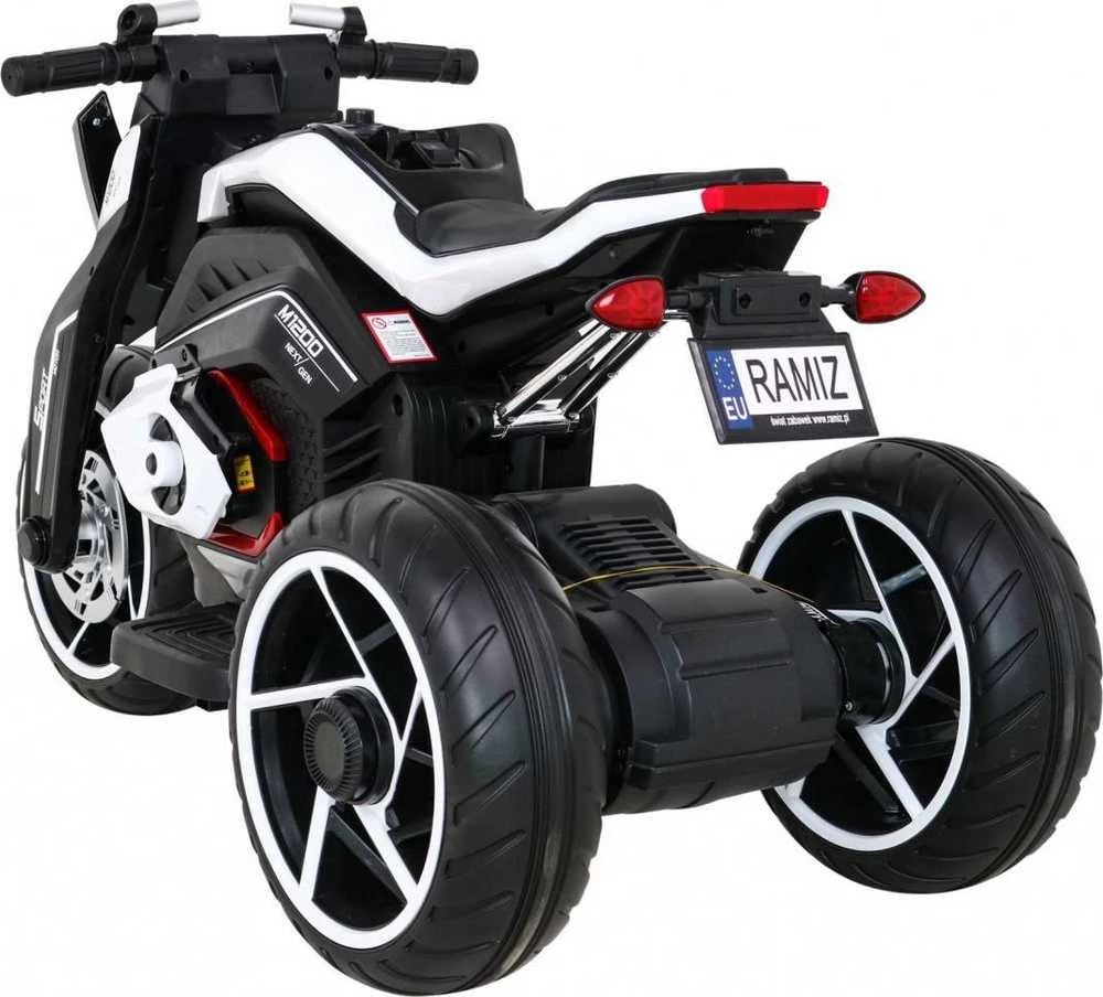 Ramiz Motorek Future Motor Baltas