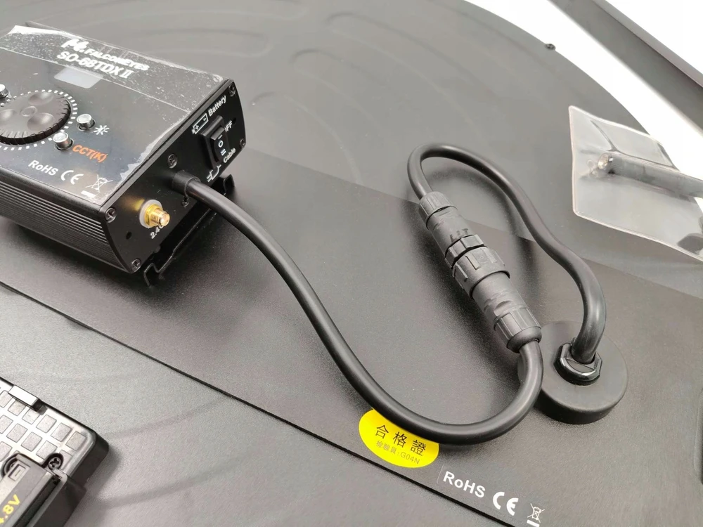 „Multiblitz“ LED studijinė panelė „FalconEyes SO-68TDX II“ 68W 3000–5600K