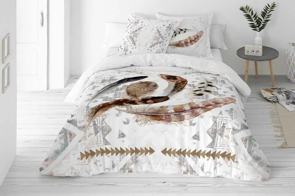 Multitex Medvilninio satino patalynės komplektas, baltas ir smėlio spalvos plunksnų raštas, 220x200 cm antklodės užvalkalas su pagalvėmis, OEKO-TEX sertifikatas, miegamojo tekstilė