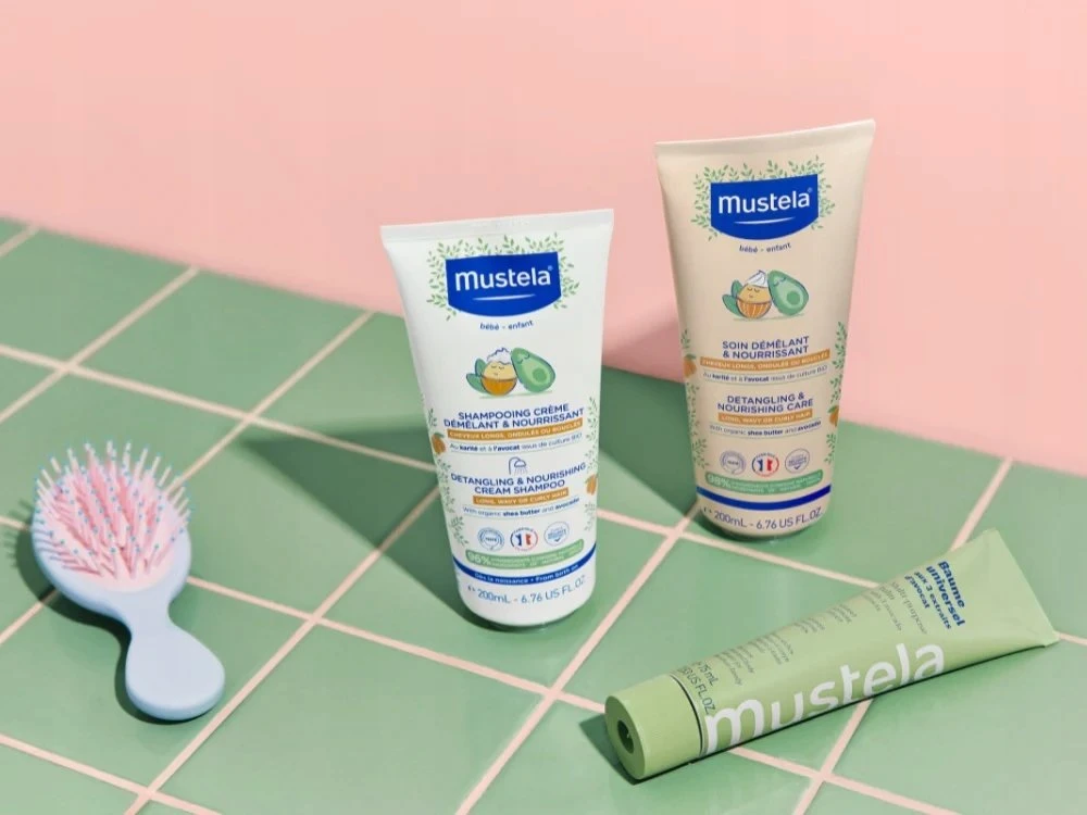 Mustela Sviestmedžių aliejumi & Avocado Hair Kreminis Treatment Detangling & Smoothing, 200 ml
