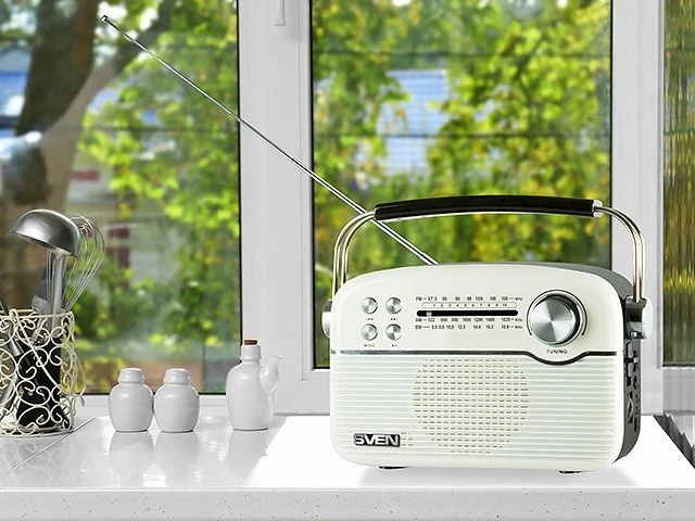 Muzikinis centras Sven SRP-500 przenośne radio belaidės