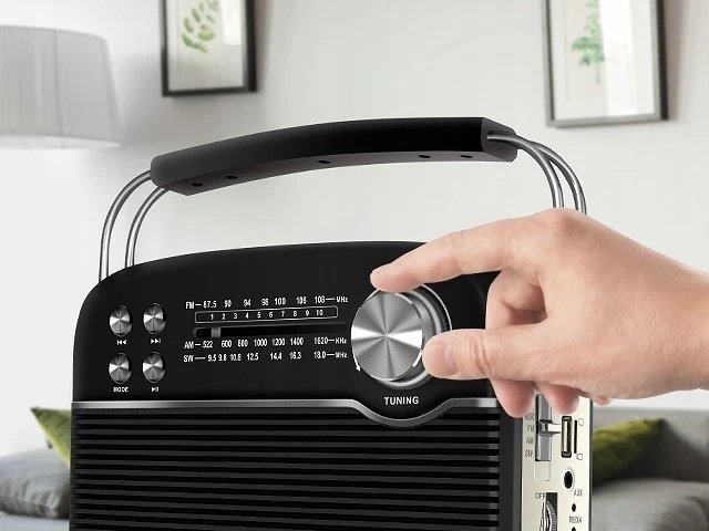 Muzikinis centras Sven SRP-500 przenośne radio belaidės