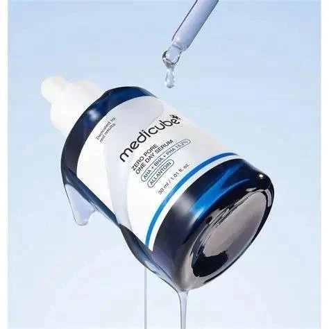 Medicube Zero Pore One-day Serumas Išsiplėtusioms Poroms su Rūgštimis, 30 ml